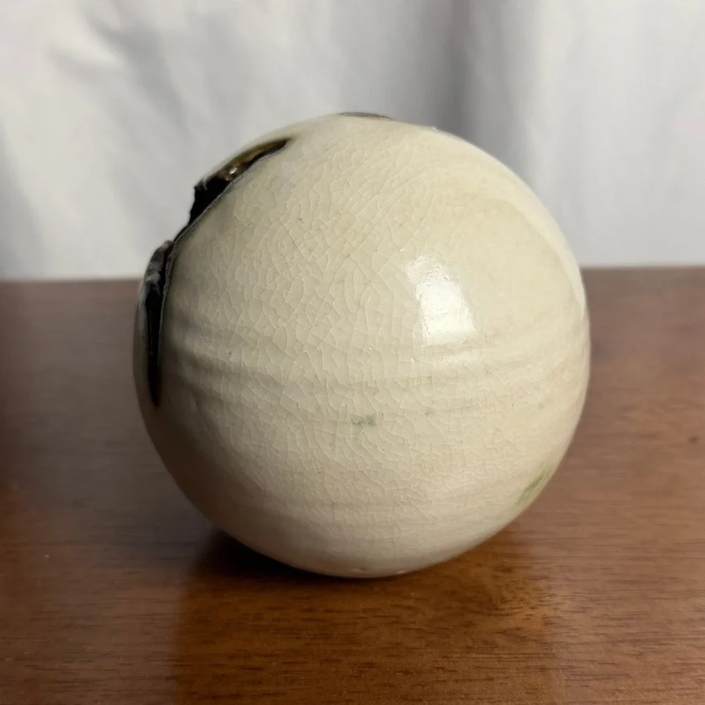 VTG Ceramic Scheurbol Torn Sphere Vase, Piet Knepper for Mobach Holland